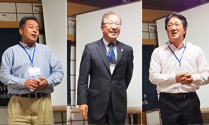 左から北口義一さん、浦上光太郎さん、仙台謙三さん。石川県在住の同窓生を代表してあいさつ