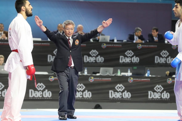 2018年の世界選手権決勝で主審を務める高橋さんです